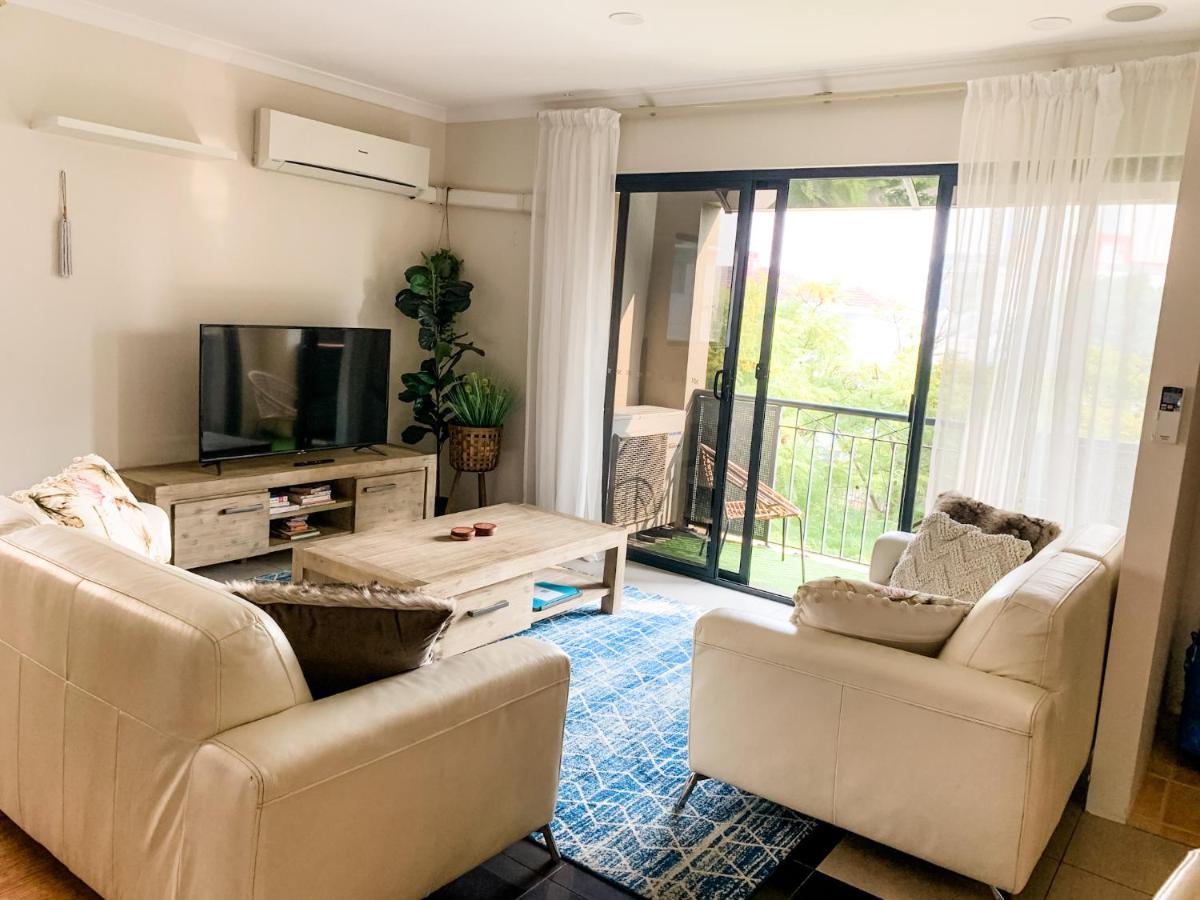 Spacious Homely Apartment Close To Everything Perth Esterno foto